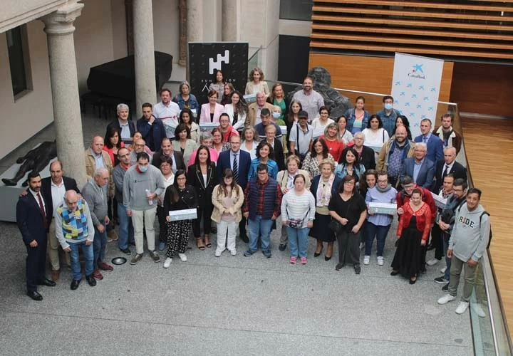 CaixaBank y Fundación Ávila reconocen en un acto a las 21 entidades beneficiarias de la ‘Convocatoria de Acción Social 2022’